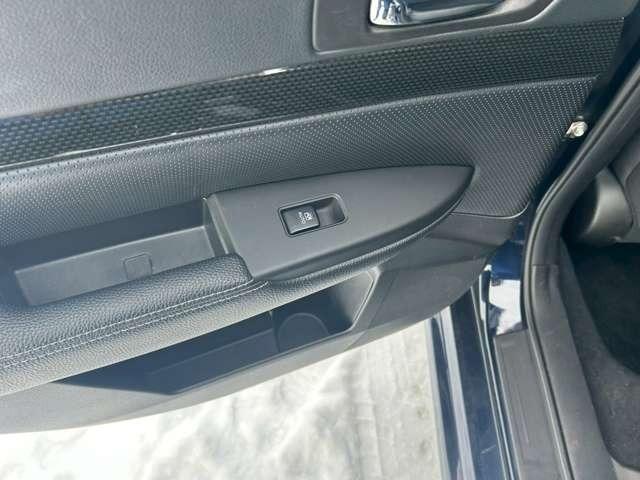 レガシィＢ４ ２．５ｉ　ＢスポーツアイサイトＧパッケージ　車検整備付　キーレス　スマートキー　４ＷＤ　ディープシーブルーパール（39枚目）