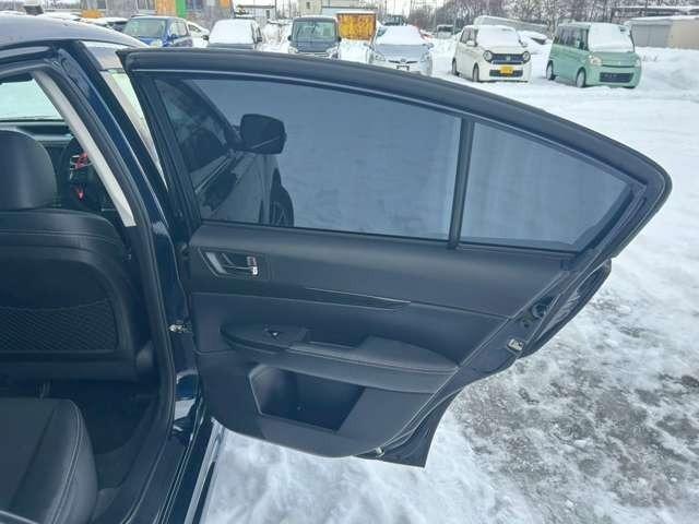 レガシィＢ４ ２．５ｉ　ＢスポーツアイサイトＧパッケージ　車検整備付　キーレス　スマートキー　４ＷＤ　ディープシーブルーパール（44枚目）