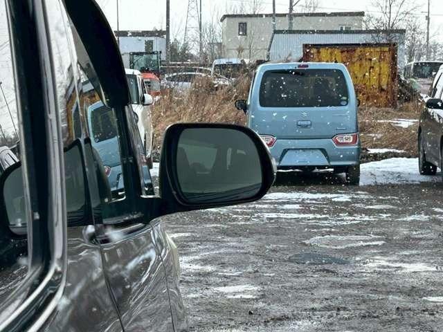 アルファード ２４０Ｓ　検Ｒ９／６　３列シート　ウォークスルー　社外ナビ　スマートキー　キーレス　両側スライドドア　アルミホイール　ブラック（18枚目）