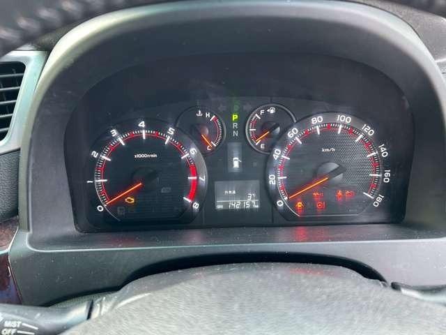 アルファード ２４０Ｓ　検Ｒ９／６　３列シート　ウォークスルー　社外ナビ　スマートキー　キーレス　両側スライドドア　アルミホイール　ブラック（31枚目）