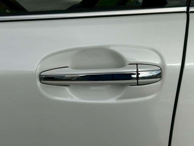 クラウン ２．５ロイヤルサルーンｉ－Ｆｏｕｒ　プレミアムＥＤ　車検整備付　アルミホイール　純正ナビ　バックカメラ　ＥＴＣ　クルーズコントロール　スマートキー　キーレス　ホワイトパールクリスタルシャイン（21枚目）