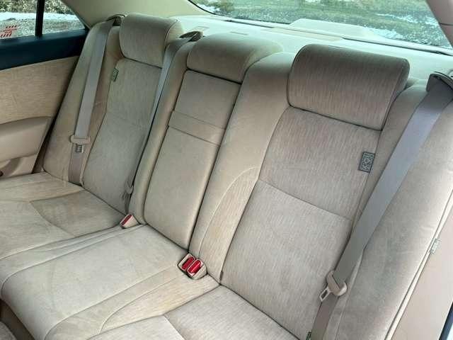 クラウン ２．５ロイヤルサルーンｉ－Ｆｏｕｒ　プレミアムＥＤ　車検整備付　アルミホイール　純正ナビ　バックカメラ　ＥＴＣ　クルーズコントロール　スマートキー　キーレス　ホワイトパールクリスタルシャイン（65枚目）