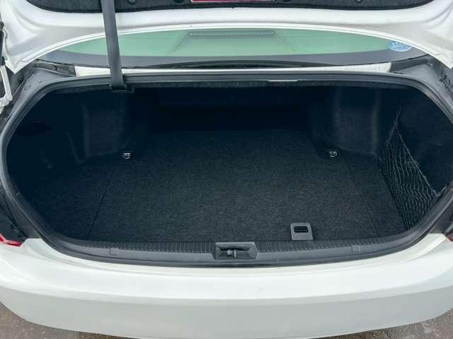 クラウン ２．５ロイヤルサルーンｉ－Ｆｏｕｒ　プレミアムＥＤ　車検整備付　アルミホイール　純正ナビ　バックカメラ　ＥＴＣ　クルーズコントロール　スマートキー　キーレス　ホワイトパールクリスタルシャイン（71枚目）