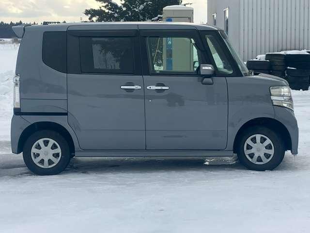 Ｎ－ＢＯＸカスタム Ｇ　車検整備付き　スマートキー　キーレス　ＡＢＳ　４ＷＤ　アイドリングストップ　ベンチシート（12枚目）