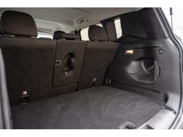 ジープ・レネゲード トレイルホーク　／関東仕入れ／４ＷＤモデル／エクストリームアルミホイール／Ｂｌｕｅｔｏｏｔｈナビ／ウィンカーミラー／ＨＩＤライト／オートエアコン／クリアランスソナー／レーンキープアシスト／ＡＢＳ／ＡＩＲＢＡＧ／（53枚目）