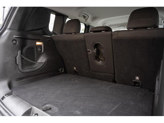 ジープ・レネゲード トレイルホーク　／関東仕入れ／４ＷＤモデル／エクストリームアルミホイール／Ｂｌｕｅｔｏｏｔｈナビ／ウィンカーミラー／ＨＩＤライト／オートエアコン／クリアランスソナー／レーンキープアシスト／ＡＢＳ／ＡＩＲＢＡＧ／（54枚目）