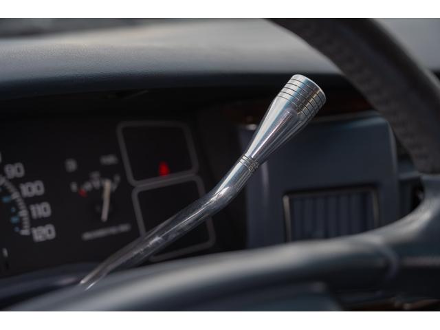 ビュイックロードマスター ワゴン　／九州仕入れ／新車並行モデル／最終年式／ＬＴ１エンジン／ウッドデカール／アメリカンレーシングアルミホイール／ミッキートンプソンホワイトレタータイヤ／室内電動シート／本革シート／サンルーフ／ＡＢＳ（39枚目）