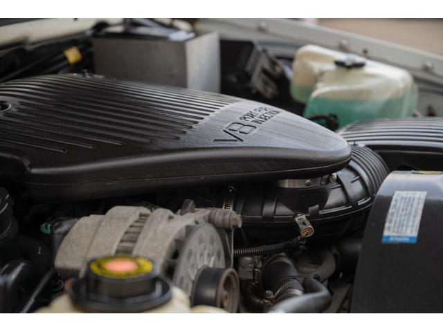 ビュイックロードマスター ワゴン　／九州仕入れ／新車並行モデル／最終年式／ＬＴ１エンジン／ウッドデカール／アメリカンレーシングアルミホイール／ミッキートンプソンホワイトレタータイヤ／室内電動シート／本革シート／サンルーフ／ＡＢＳ（68枚目）