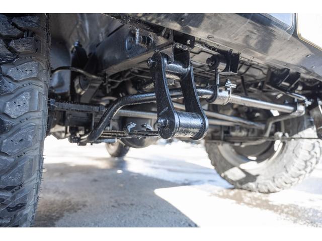 ジムニー ＨＣ　／リッチモンドグリーン／２インチリフトアップ／アクセレラマッドタイヤ／純正スチールマッドブラックペイント／クラシックグリル／室内ウッドデカール／ＬＥＤヘッドライト／ステンレス社外マフラー／（44枚目）