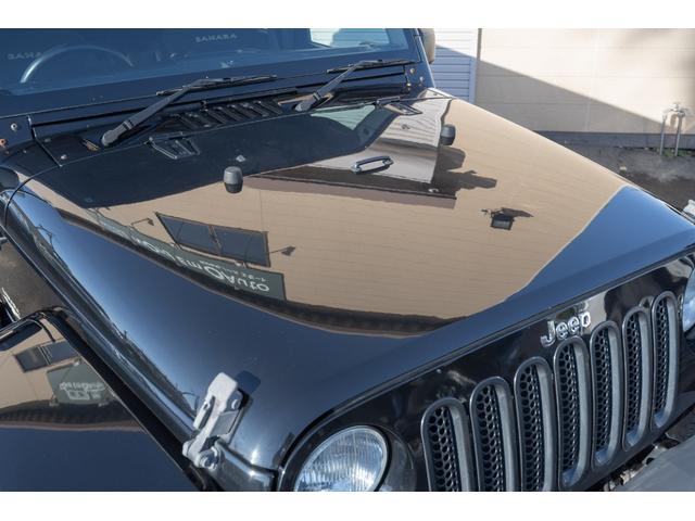 ジープ・ラングラーアンリミテッド サハラ /本州西日本仕入れ/ジオランダーX-ATタイヤ/ロックガンアルミホイール/インサートグリル/クロカンスチールバンパー/LEDヘッドライト/サイドカメラ/Bluetoothナビ/バックカメラ/後期モデル(10枚目)