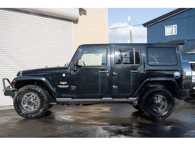 ジープ・ラングラーアンリミテッド サハラ /本州西日本仕入れ/ジオランダーX-ATタイヤ/ロックガンアルミホイール/インサートグリル/クロカンスチールバンパー/LEDヘッドライト/サイドカメラ/Bluetoothナビ/バックカメラ/後期モデル(15枚目)