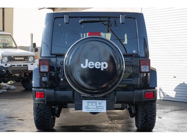 ジープ・ラングラーアンリミテッド サハラ /本州西日本仕入れ/ジオランダーX-ATタイヤ/ロックガンアルミホイール/インサートグリル/クロカンスチールバンパー/LEDヘッドライト/サイドカメラ/Bluetoothナビ/バックカメラ/後期モデル(19枚目)