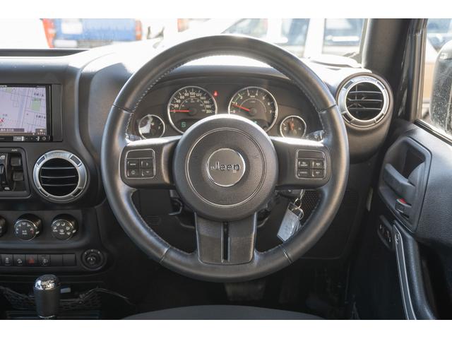 ジープ・ラングラーアンリミテッド サハラ /本州西日本仕入れ/ジオランダーX-ATタイヤ/ロックガンアルミホイール/インサートグリル/クロカンスチールバンパー/LEDヘッドライト/サイドカメラ/Bluetoothナビ/バックカメラ/後期モデル(24枚目)