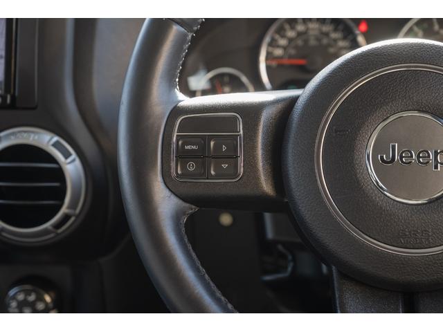 ジープ・ラングラーアンリミテッド サハラ /本州西日本仕入れ/ジオランダーX-ATタイヤ/ロックガンアルミホイール/インサートグリル/クロカンスチールバンパー/LEDヘッドライト/サイドカメラ/Bluetoothナビ/バックカメラ/後期モデル(25枚目)