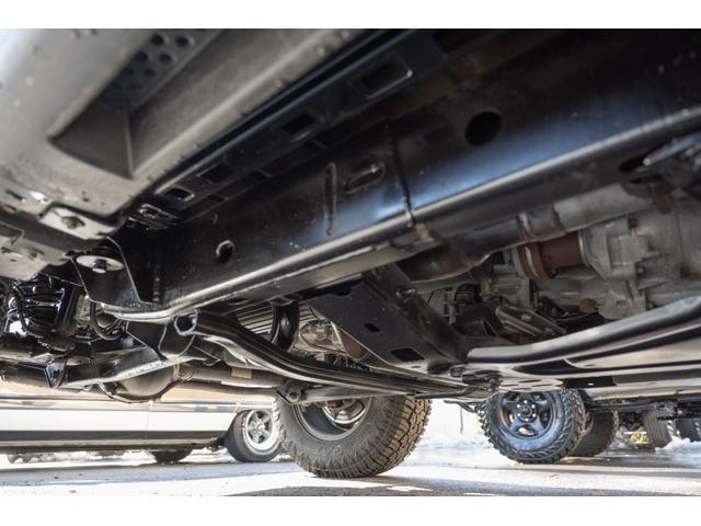 ジープ・ラングラーアンリミテッド サハラ /本州西日本仕入れ/ジオランダーX-ATタイヤ/ロックガンアルミホイール/インサートグリル/クロカンスチールバンパー/LEDヘッドライト/サイドカメラ/Bluetoothナビ/バックカメラ/後期モデル(62枚目)