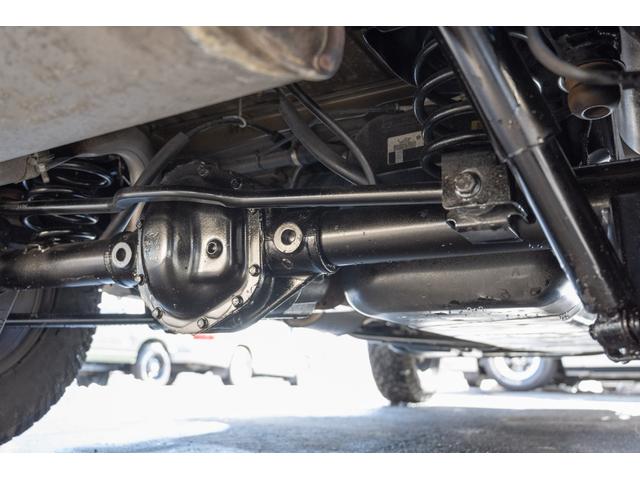 ジープ・ラングラーアンリミテッド サハラ /本州西日本仕入れ/ジオランダーX-ATタイヤ/ロックガンアルミホイール/インサートグリル/クロカンスチールバンパー/LEDヘッドライト/サイドカメラ/Bluetoothナビ/バックカメラ/後期モデル(66枚目)