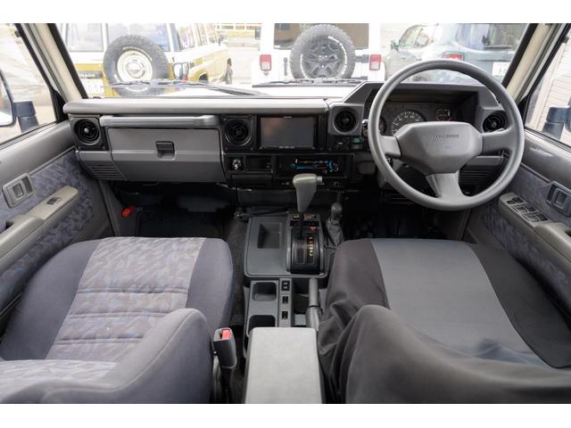 車内はルームクリーニング業者様にルームクリーニング実施済みです。