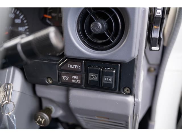 グローランプは一瞬で消えます。さすがランクルです。