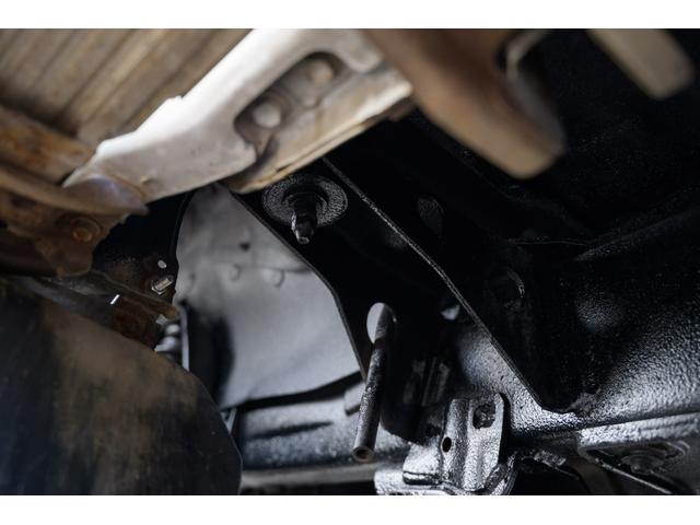 ボディマウントも生き生きしています。