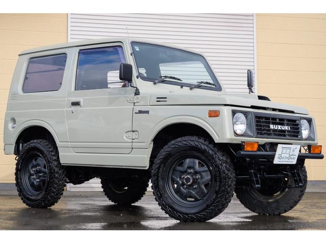 ジムニー 　／オールペイントデザートカーキ／２インチアップ／最終５型モデル／クラシックグリル／ジオランダーマッドタイヤ／前後ステンレスバンパー／クリスタルヘッドライト／ドライブレコーダー／シートカバー／エアコン／（7枚目）