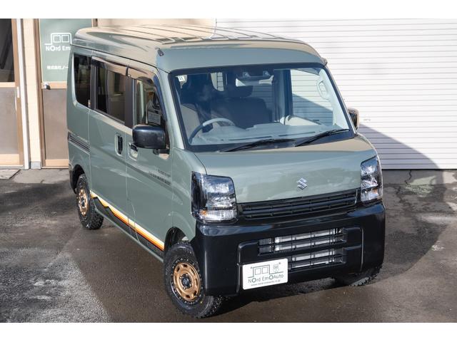 エブリイ Ｊリミテッド　／届出済未使用車／特別仕様車／６型モデル／ディスプレイオーディオ＆スズキセーフティサポート／両側パワースライドドア／ターボモデル／専用スモークヘッドライト／専用サイドデカール／専用カラーリング／（3枚目）