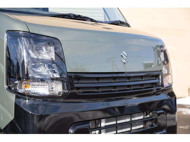 エブリイ Ｊリミテッド　／届出済未使用車／特別仕様車／６型モデル／ディスプレイオーディオ＆スズキセーフティサポート／両側パワースライドドア／ターボモデル／専用スモークヘッドライト／専用サイドデカール／専用カラーリング／（9枚目）