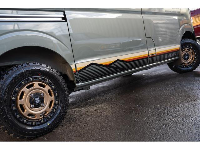 エブリイ Ｊリミテッド　／届出済未使用車／特別仕様車／６型モデル／ディスプレイオーディオ＆スズキセーフティサポート／両側パワースライドドア／ターボモデル／専用スモークヘッドライト／専用サイドデカール／専用カラーリング／（16枚目）