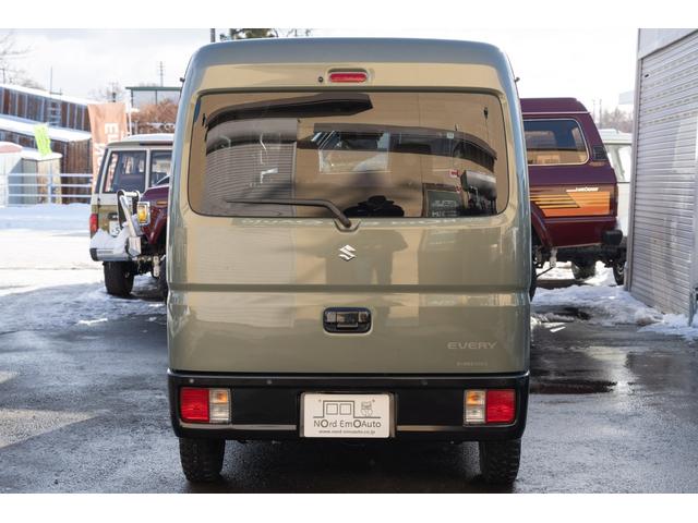 エブリイ Ｊリミテッド　／届出済未使用車／特別仕様車／６型モデル／ディスプレイオーディオ＆スズキセーフティサポート／両側パワースライドドア／ターボモデル／専用スモークヘッドライト／専用サイドデカール／専用カラーリング／（19枚目）