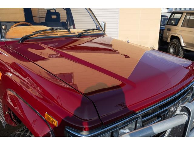 ランドクルーザー60 VX /本州北関東仕入れ/4インチリフトアップ/USリアバンパー/サイドデカール/グッドイヤーMTRマッドタイヤ/レンコンホイール/新品デポレーシングステアリング/キッカースピーカー/ワインレッドペイント/(11枚目)