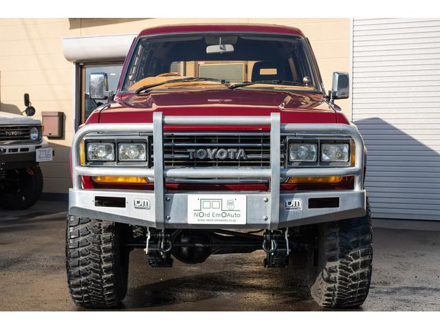 ランドクルーザー60 VX /本州北関東仕入れ/4インチリフトアップ/USリアバンパー/サイドデカール/グッドイヤーMTRマッドタイヤ/レンコンホイール/新品デポレーシングステアリング/キッカースピーカー/ワインレッドペイント/(13枚目)