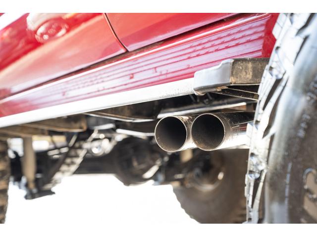 ランドクルーザー60 VX /本州北関東仕入れ/4インチリフトアップ/USリアバンパー/サイドデカール/グッドイヤーMTRマッドタイヤ/レンコンホイール/新品デポレーシングステアリング/キッカースピーカー/ワインレッドペイント/(21枚目)