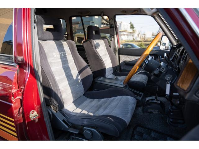 ランドクルーザー60 VX /本州北関東仕入れ/4インチリフトアップ/USリアバンパー/サイドデカール/グッドイヤーMTRマッドタイヤ/レンコンホイール/新品デポレーシングステアリング/キッカースピーカー/ワインレッドペイント/(43枚目)