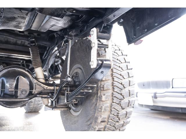 ランドクルーザー60 VX /本州北関東仕入れ/4インチリフトアップ/USリアバンパー/サイドデカール/グッドイヤーMTRマッドタイヤ/レンコンホイール/新品デポレーシングステアリング/キッカースピーカー/ワインレッドペイント/(65枚目)