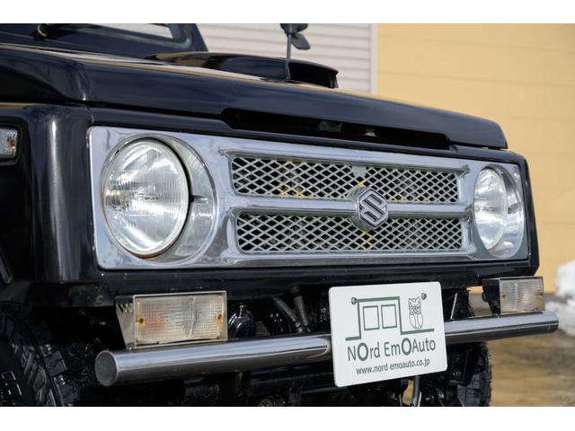 ジムニー ＨＣ　／本州東海仕入れ／新品ジオランダーマッドタイヤ／新品ＪＢ６４ＸＣアルミホイール／室内ウッド仕様／メッキグリル／クリアレンズ／前後ステンレスフロントバンパー／ナルディウッドステアリング／シートカバー（7枚目）