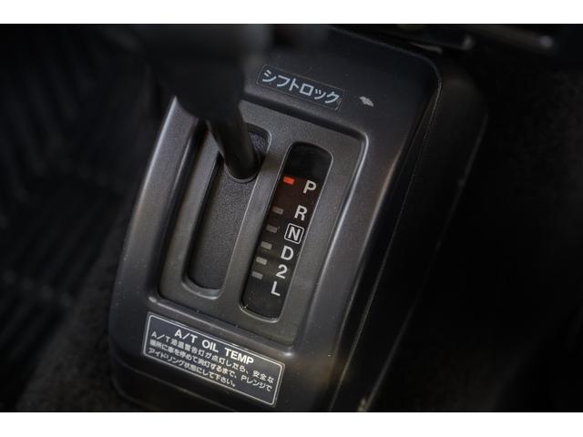 ジムニー ＨＣ　／本州東海仕入れ／新品ジオランダーマッドタイヤ／新品ＪＢ６４ＸＣアルミホイール／室内ウッド仕様／メッキグリル／クリアレンズ／前後ステンレスフロントバンパー／ナルディウッドステアリング／シートカバー（26枚目）