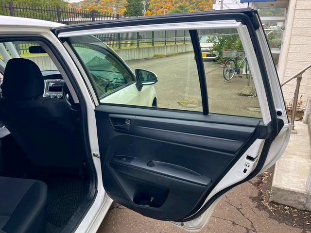 カローラフィールダー １．５Ｘ　４ＷＤ　ＥＴＣ　キーレスエントリー　電動格納ミラー　ＣＶＴ　衝突安全ボディ　ＡＢＳ　ＥＳＣ　ＣＤ　エアコン　パワーステアリング　パワーウィンドウ（44枚目）