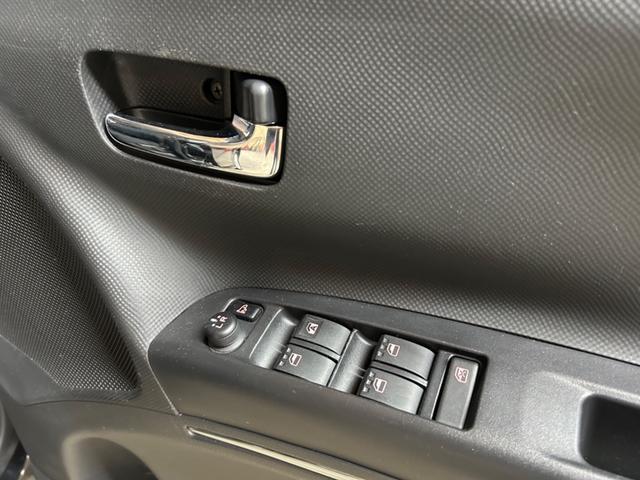 カスタムＳ　４ＷＤ　ナビ　フルセグＴＶ　Ｂｌｕｅｔｏｏｔｈ接続　禁煙車　キーフリー　下防錆塗装済　室内イルミ　オートエアコン　寒冷地　電動格納ミラー　純正マット・バイザー　純正１４ホイル　ＨＩＤ　フォグ　写８０枚(50枚目)