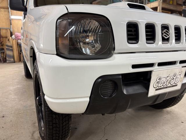 ジムニー XG 4WD/本州産/3型/5MT/ナビ/TV/下防錆済/ABS/ETC/キーレス/スタットレスタイヤ装着/純正ゴムマット/ドアバイザー/背面タイヤカバー/ライトコーティング/エアコン//検2年/(9枚目)