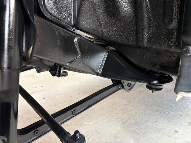 ジムニー XG 4WD/本州産/3型/5MT/ナビ/TV/下防錆済/ABS/ETC/キーレス/スタットレスタイヤ装着/純正ゴムマット/ドアバイザー/背面タイヤカバー/ライトコーティング/エアコン//検2年/(77枚目)