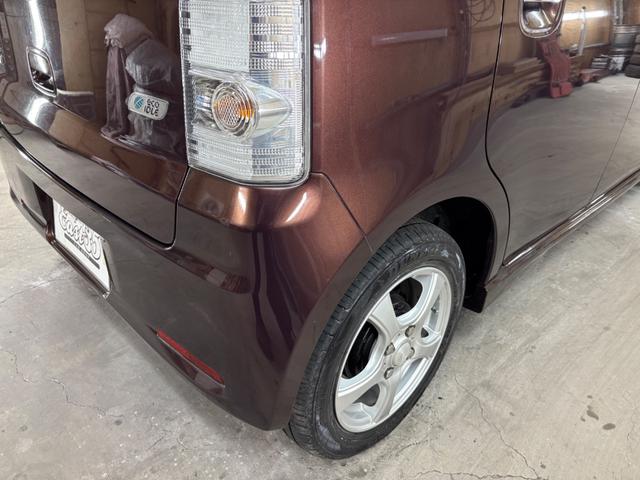 ピクシススペース カスタム X 4WD 夏冬タイヤホイル付 純正エンジンスターター 下防錆塗装済 エコアイドル キーフリー オートエアコン ライトコーティング 電動格納ウィンカーミラー 純正フロアマット・ドアバイザー HIDライト(24枚目)