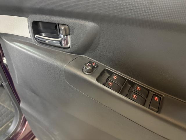 ピクシススペース カスタム X 4WD 夏冬タイヤホイル付 純正エンジンスターター 下防錆塗装済 エコアイドル キーフリー オートエアコン ライトコーティング 電動格納ウィンカーミラー 純正フロアマット・ドアバイザー HIDライト(49枚目)