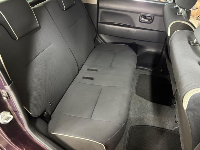 ピクシススペース カスタム X 4WD 夏冬タイヤホイル付 純正エンジンスターター 下防錆塗装済 エコアイドル キーフリー オートエアコン ライトコーティング 電動格納ウィンカーミラー 純正フロアマット・ドアバイザー HIDライト(50枚目)