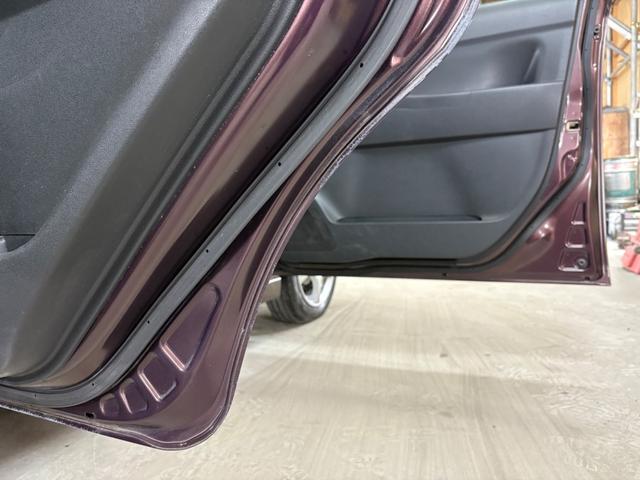 ピクシススペース カスタム X 4WD 夏冬タイヤホイル付 純正エンジンスターター 下防錆塗装済 エコアイドル キーフリー オートエアコン ライトコーティング 電動格納ウィンカーミラー 純正フロアマット・ドアバイザー HIDライト(53枚目)