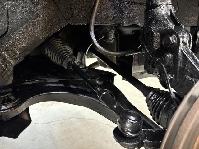 ピクシススペース カスタム X 4WD 夏冬タイヤホイル付 純正エンジンスターター 下防錆塗装済 エコアイドル キーフリー オートエアコン ライトコーティング 電動格納ウィンカーミラー 純正フロアマット・ドアバイザー HIDライト(65枚目)