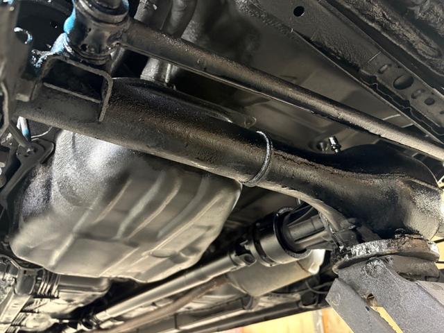 ピクシススペース カスタム X 4WD 夏冬タイヤホイル付 純正エンジンスターター 下防錆塗装済 エコアイドル キーフリー オートエアコン ライトコーティング 電動格納ウィンカーミラー 純正フロアマット・ドアバイザー HIDライト(77枚目)