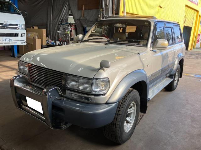 ランドクルーザー80 VXリミテッド 4WD オートクルーズコントロール サンルーフ TV ヘッドライトウォッシャー アルミホイール シートヒーター(2枚目)