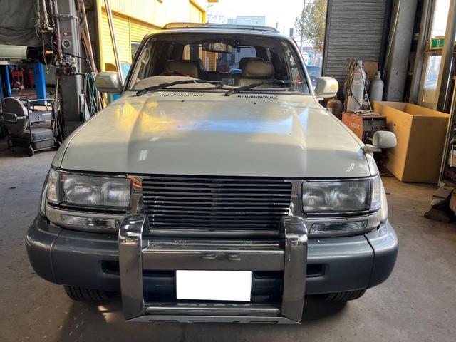 ランドクルーザー80 VXリミテッド 4WD オートクルーズコントロール サンルーフ TV ヘッドライトウォッシャー アルミホイール シートヒーター(3枚目)