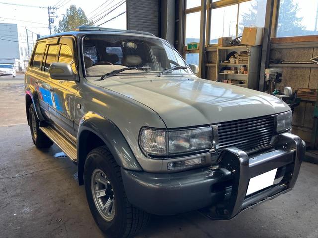 ランドクルーザー80 VXリミテッド 4WD オートクルーズコントロール サンルーフ TV ヘッドライトウォッシャー アルミホイール シートヒーター(4枚目)