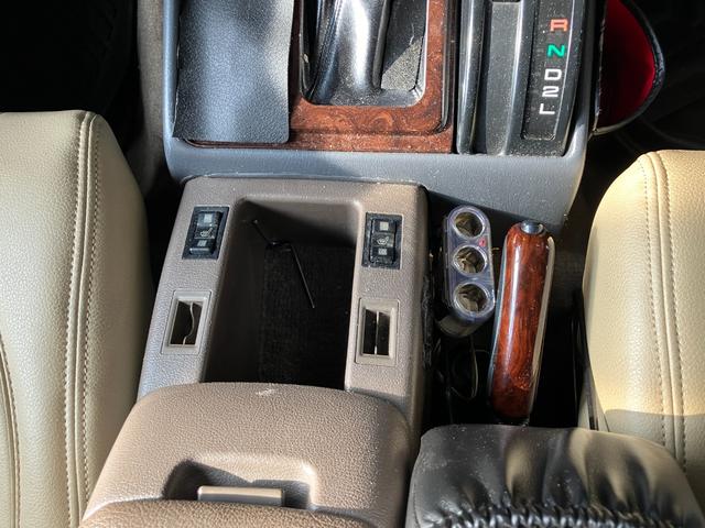 ランドクルーザー80 VXリミテッド 4WD オートクルーズコントロール サンルーフ TV ヘッドライトウォッシャー アルミホイール シートヒーター(11枚目)