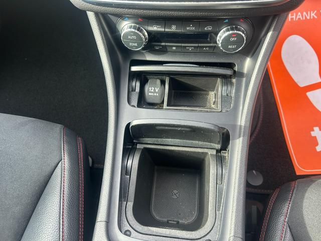 MERCEDES BENZ GLA-CLASS GLA250 4MATIC SPORTS